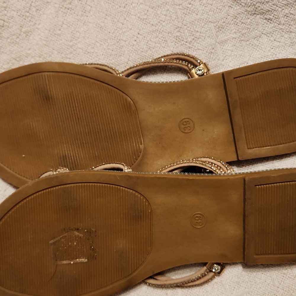 Chic Tan Sandals with Sparkling Accents - Picture 3 of 3